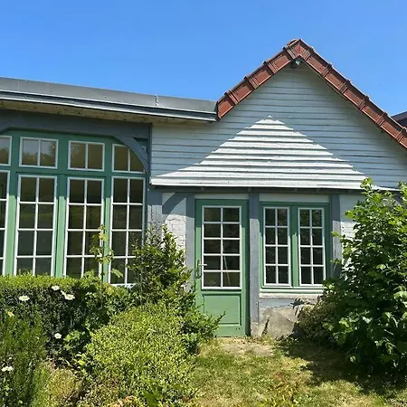 Villa Louise Ry